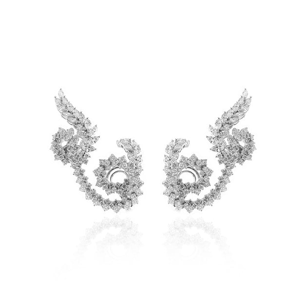 Y-COUTURE Clip Earrings